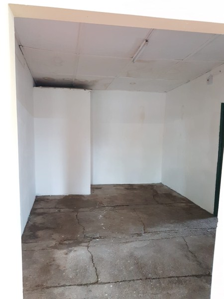 Local Comercial – Cmno. del Éxodo esquina Gabriel González – Raigón.