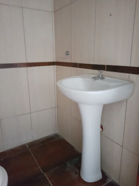 Local Comercial – Cmno. del Éxodo esquina Gabriel González – Raigón.