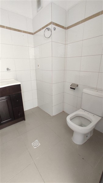 Local Comercial – Treinta y Tres casi Zorrilla – Loc. 2.