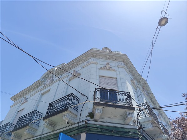 Local Comercial – Peatonal Sarandí Nº 507 Apto. 102 esquina Peatonal Asamblea