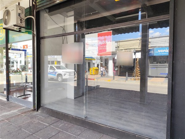 Local Comercial – 25 de Mayo esquina Ciganda