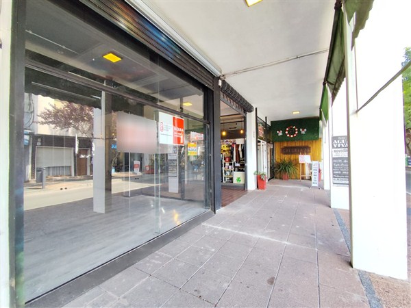 Local Comercial – 25 de Mayo esquina Ciganda