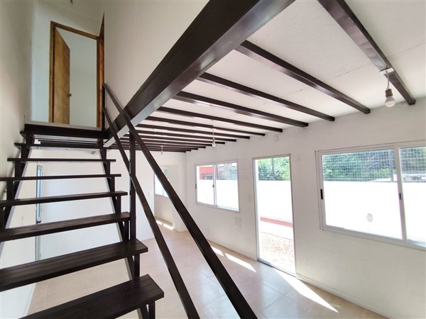 Casa – Rincón Nº 874 unidad 3 entre Pbro. Bentancur y M. D. Rodríguez.