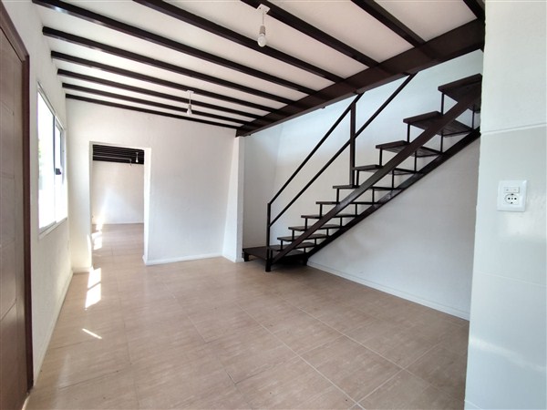 Casa – Rincón Nº 874 unidad 3 entre Pbro. Bentancur y M. D. Rodríguez.