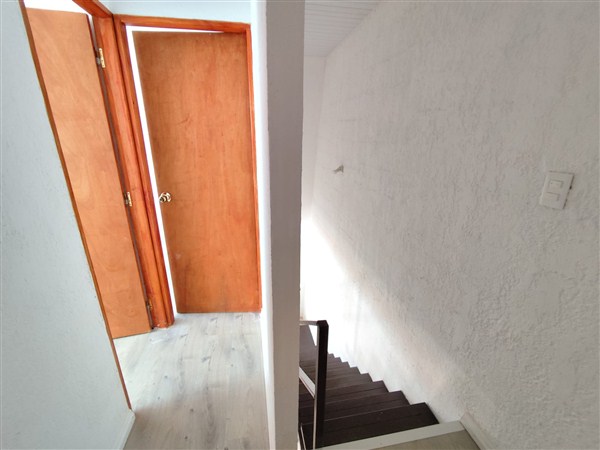 Casa – Rincón Nº 874 unidad 6 entre Pbro. Bentancur y M. D. Rodríguez.