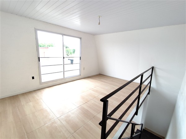 Casa – Montagne N° 218 unidades 1, 2 y 3 entre Canaro y Brasil