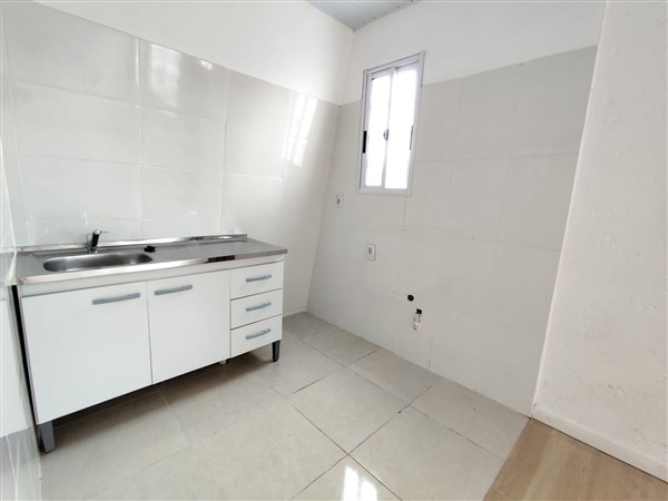Casa – Montagne N° 218 unidades 1, 2 y 3 entre Canaro y Brasil