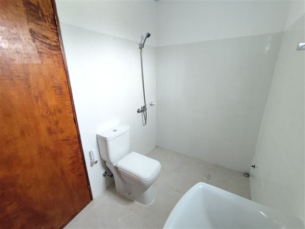 Casa – Montagne N° 218 unidad 13 entre Canaro y Brasil