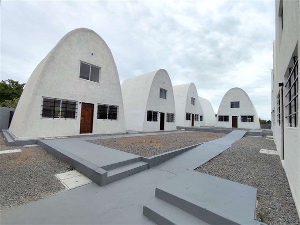 Casa – Montagne N° 218 unidad 13 entre Canaro y Brasil