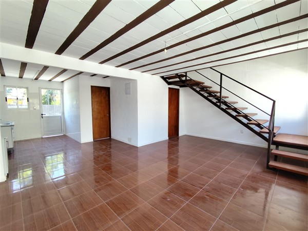 Casa – Mercedes N° 425 unidades 7, 9, 11 y 12 entre Trinidad y Massini