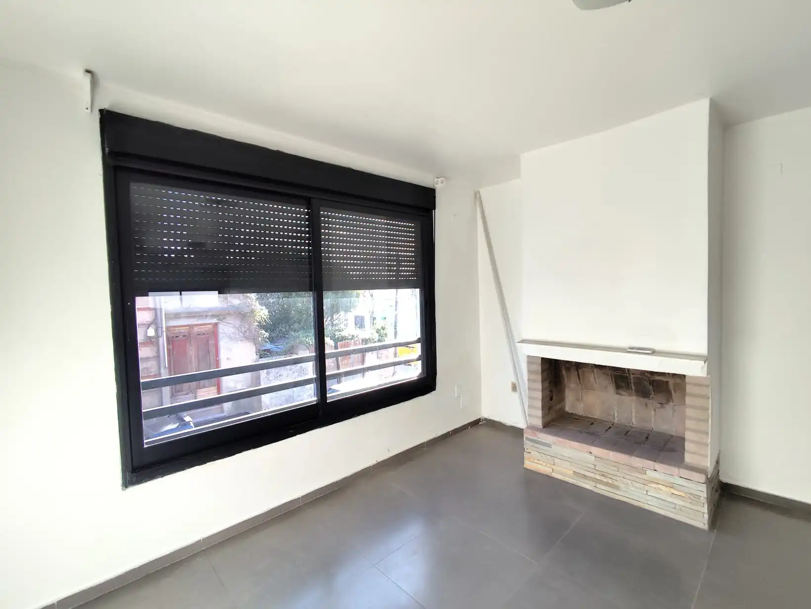 Casa – Treinta y Tres N° 742 Apto. 1 entre Batlle Berres y Zorrilla