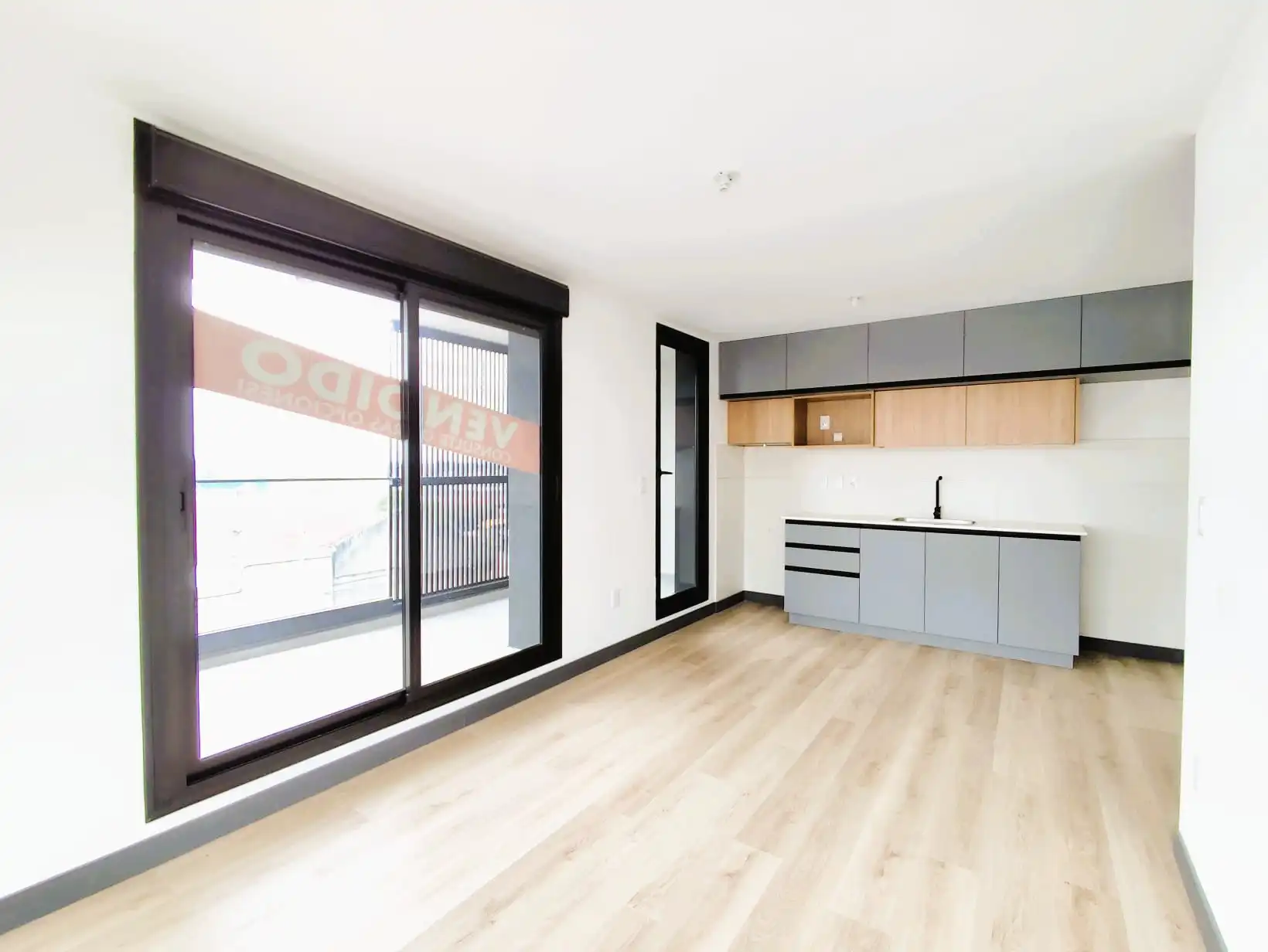 Apartamento – 25 de Mayo esquina Pbro. Bentancur Unidad 302