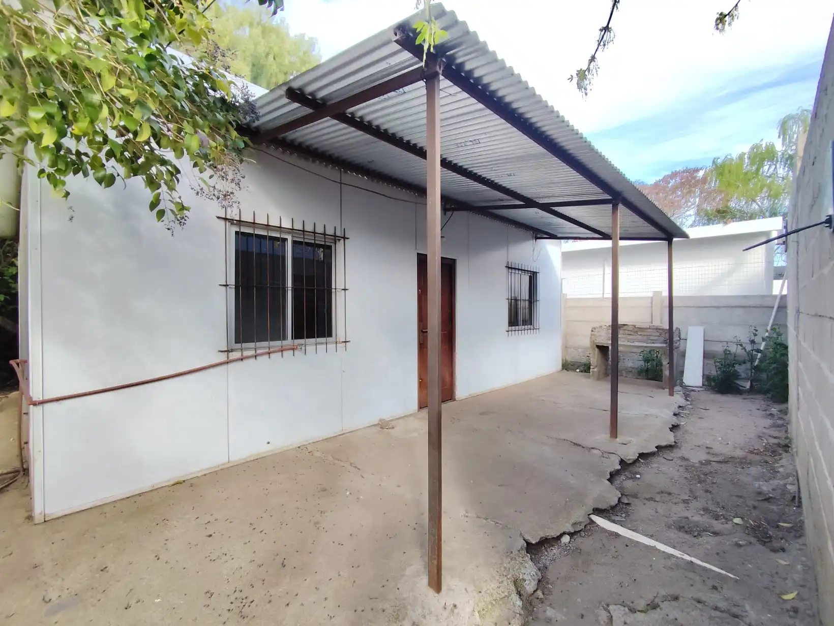 Casa – Misiones N° 1162 bis entre Candido Marin e Instrucciones