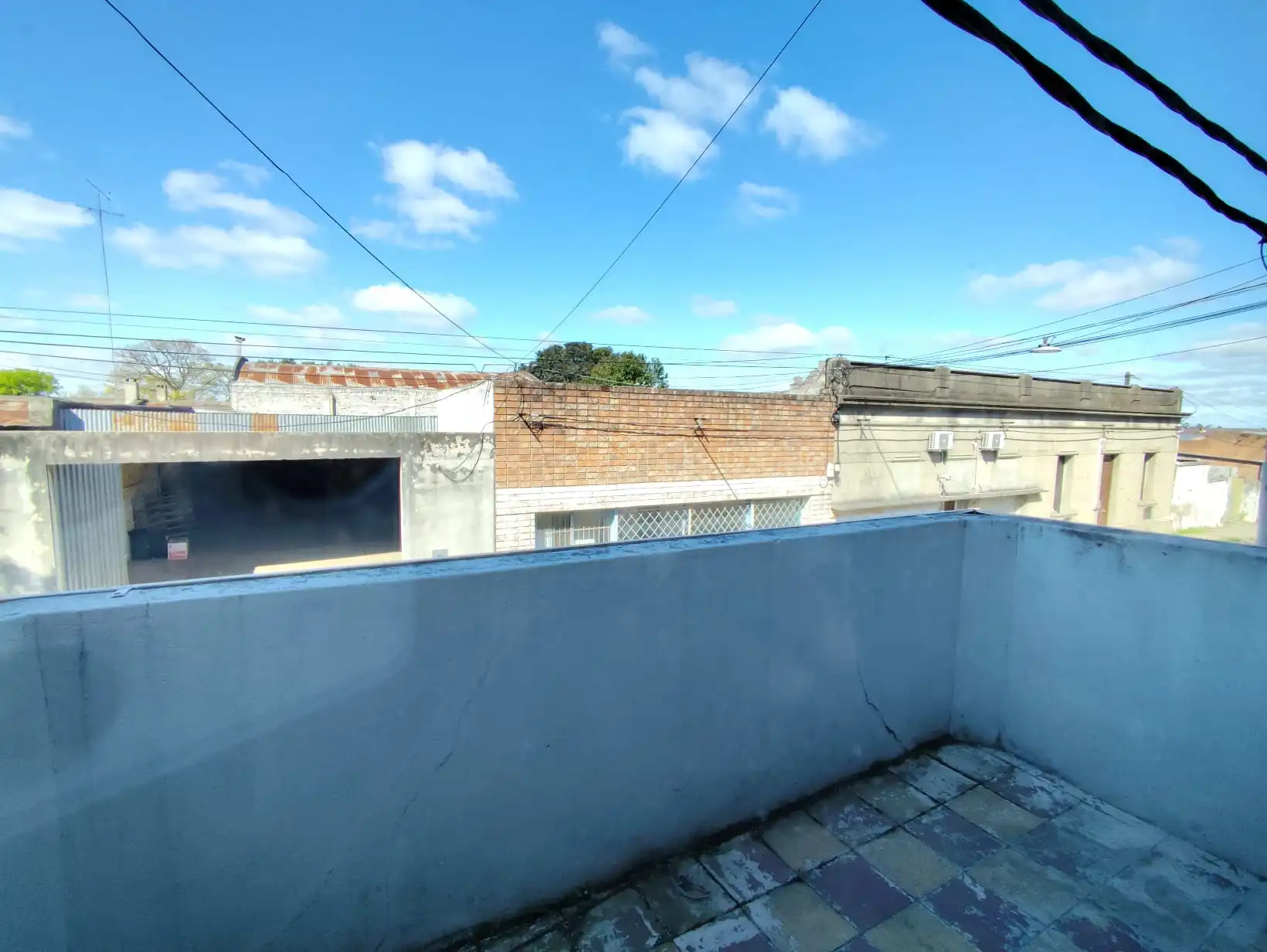 Apartamento – Sarandi Nº 335 entre Vidal y Herrera
